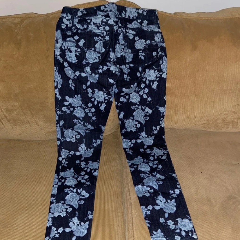 Women jeans